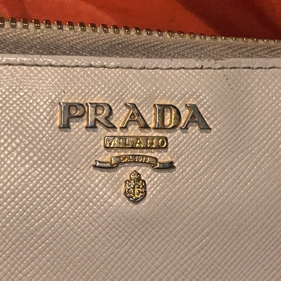 Prada Zip Wallet in Beige Leather - Picture 7 of 9